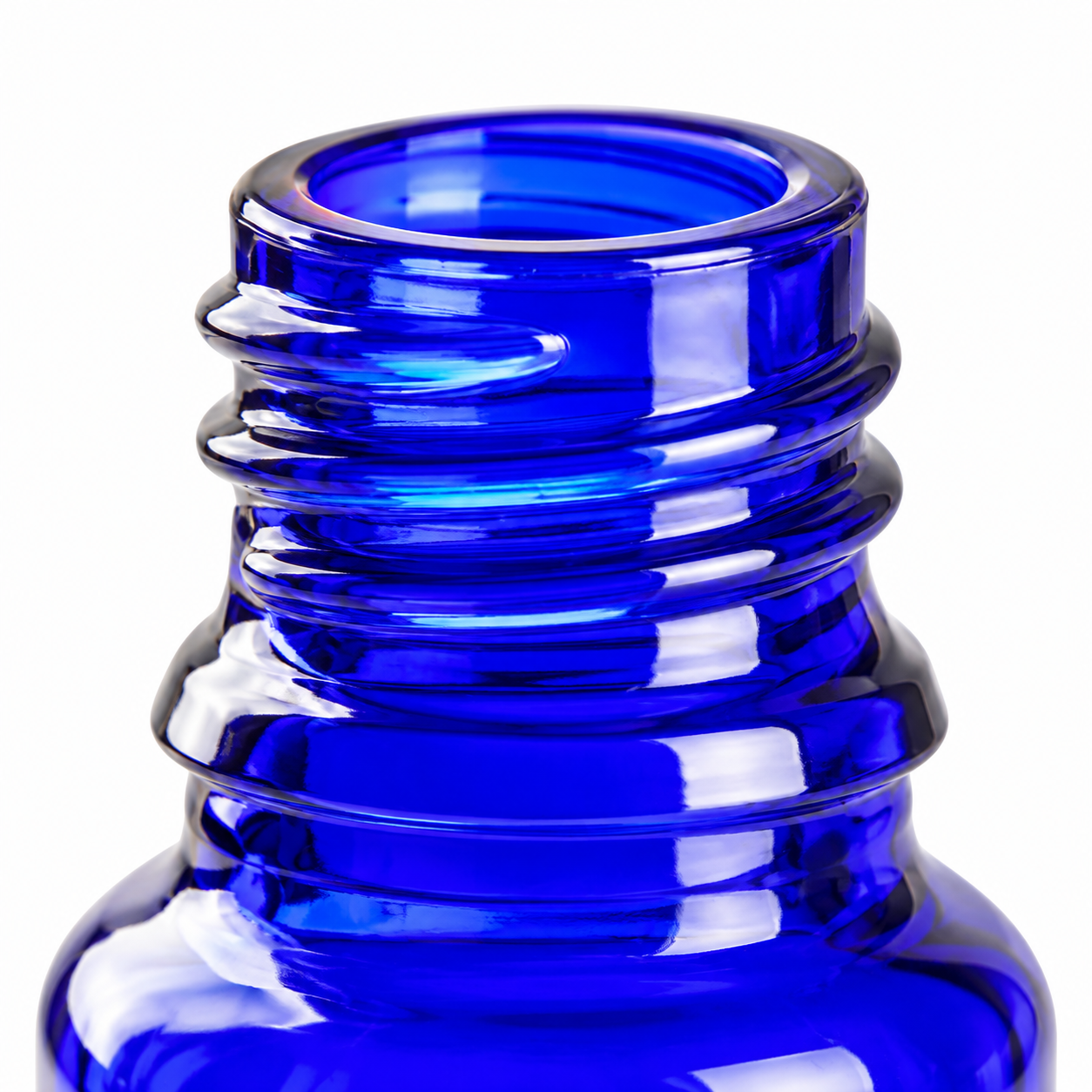 detail hals blauw druppelflesje 10ml 